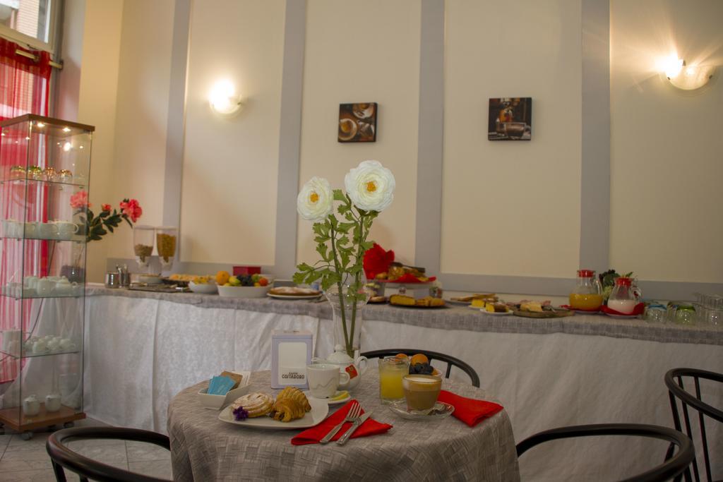 Domus Hotel Alessandria Exterior photo