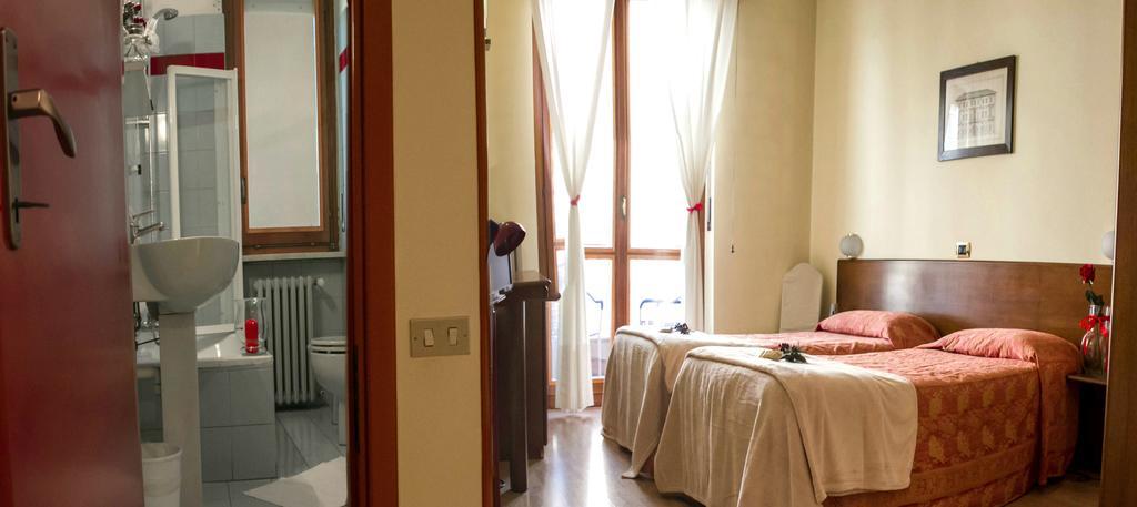 Domus Hotel Alessandria Exterior photo